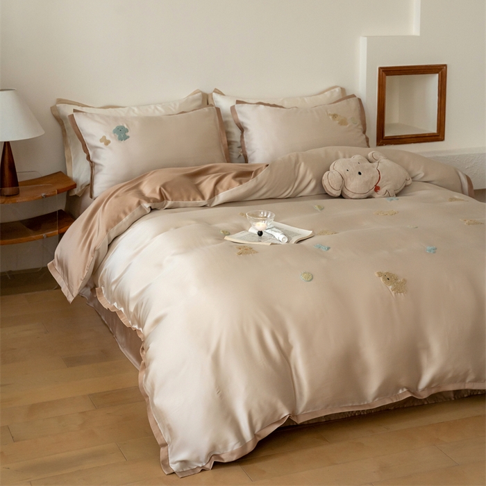 91家纺网 家纺一手货源 找家纺 FORTWO家纺原创设计（FOR TWO家纺） 2025新款60支兰精天丝毛巾绣四件套-断角款 小萌新