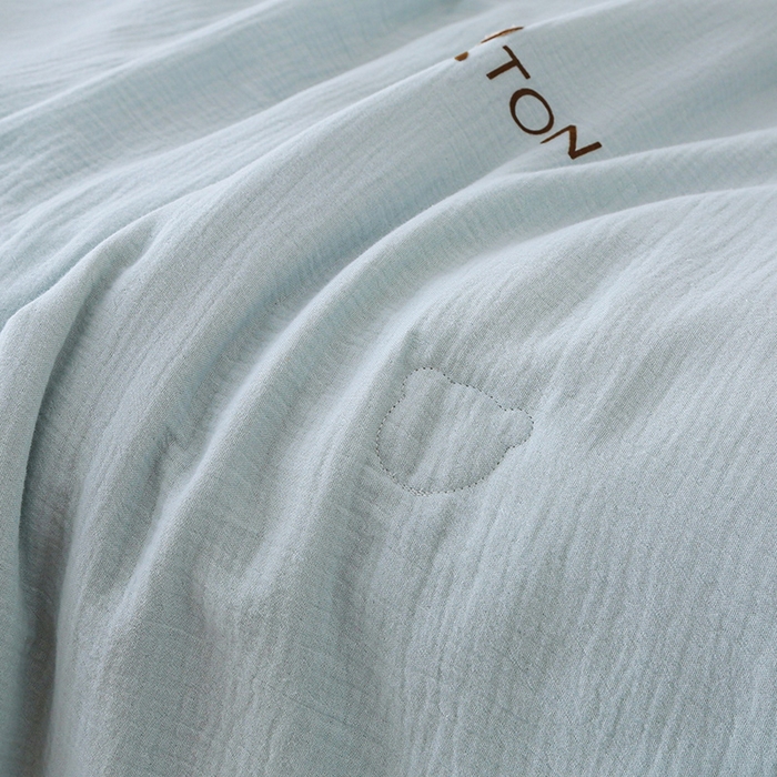 91家纺网 家纺一手货源 找家纺 2025新款A类全棉双层皱皱纱立体烫画纯色款大豆夏凉被空调被 绉绉-天蓝