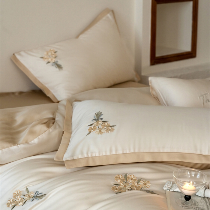 91家纺网 家纺一手货源 找家纺 FORTWO家纺原创设计（FOR TWO家纺） 2025新款60支兰精天丝毛巾绣四件套-断角款 小确幸