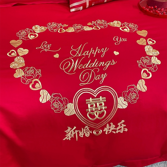 91家纺网 家纺一手货源 找家纺 晶缦家纺 2025新款喷气全棉13376婚庆绣花四件套 新婚快乐-金