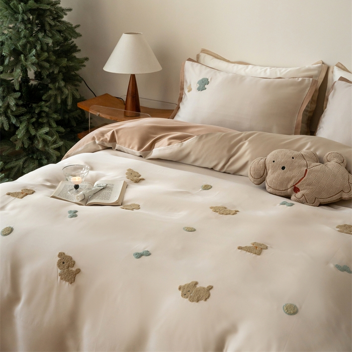 91家纺网 家纺一手货源 找家纺 FORTWO家纺原创设计（FOR TWO家纺） 2025新款60支兰精天丝毛巾绣四件套-断角款 小萌新