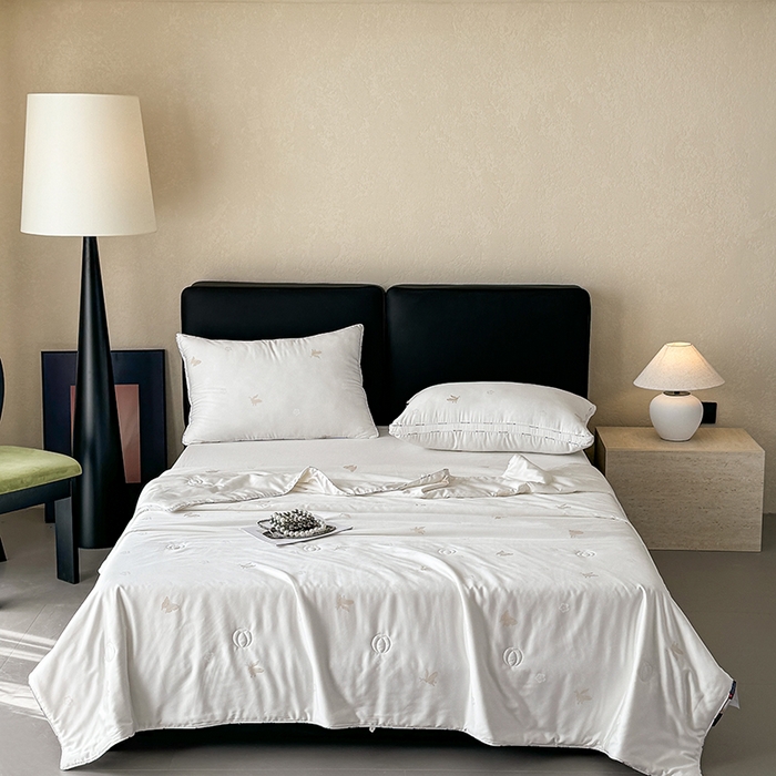 91家纺网 家纺一手货源 找家纺 （总）茧羽世家 2025新款超柔蚕花夏被系列