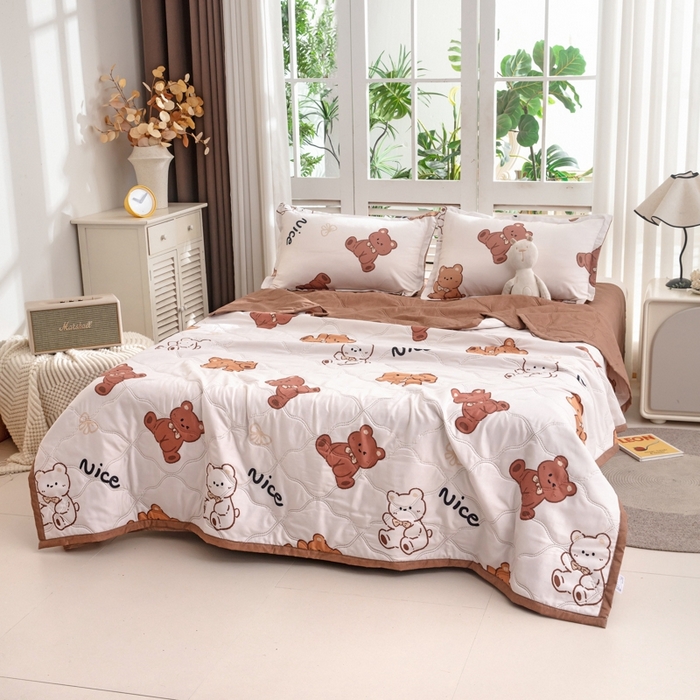 91家纺网 家纺一手货源 找家纺 乐居坊2025新款亲肤舒适印花芦荟棉夏凉被四件套 Nice 小熊