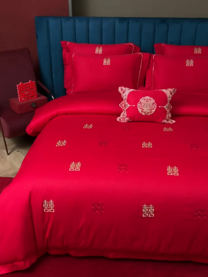 91家纺网 家纺一手货源 找家纺 晶缦家纺 2025新款喷气全棉13376婚庆绣花四件套 吾家有喜