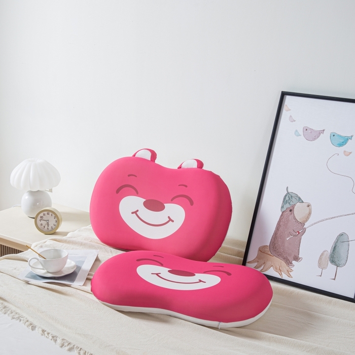 91家纺网 家纺一手货源 找家纺 芯链 2025新款亲肤柔软卡通枕头枕芯 草莓小熊