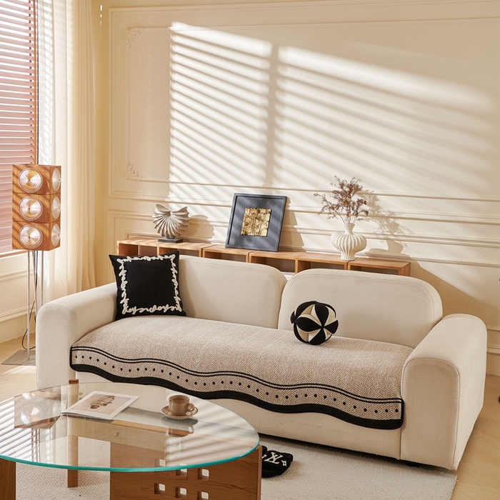 91家纺网 家纺一手货源 找家纺 沐沐2026新款异形波点沙发垫 卡其