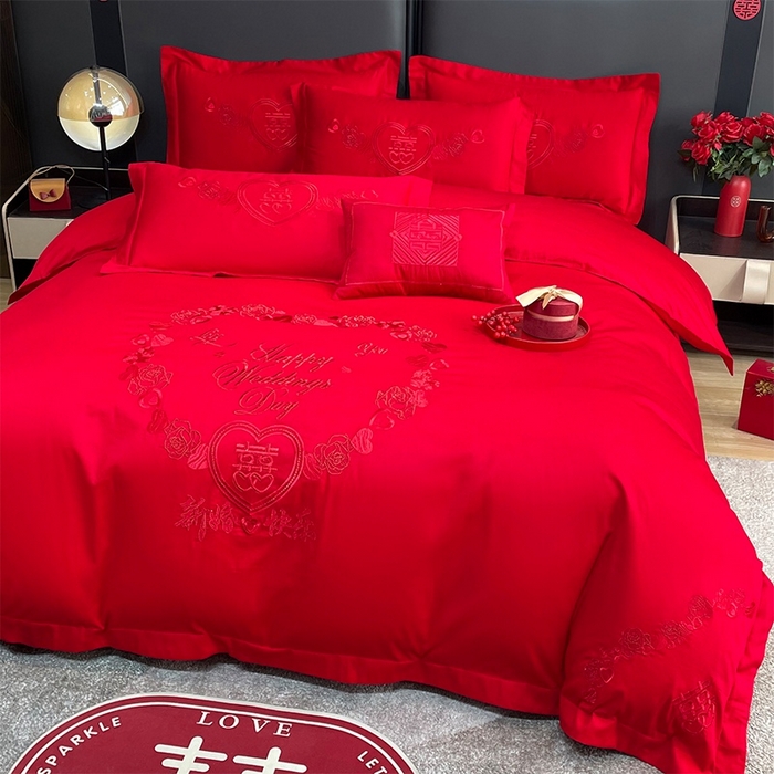 91家纺网 家纺一手货源 找家纺 晶缦家纺 2025新款喷气全棉13376婚庆绣花四件套 新婚快乐-红