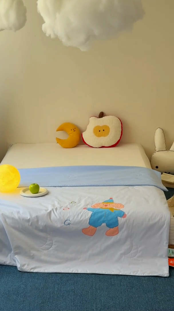 91家纺网 家纺一手货源 找家纺 2025新款快乐多巴胺纯棉夏被 蓝色彩虹小狗