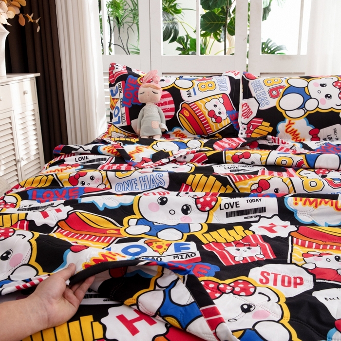 91家纺网 家纺一手货源 找家纺 乐居坊2025新款亲肤舒适印花芦荟棉夏凉被四件套 潮流凯蒂