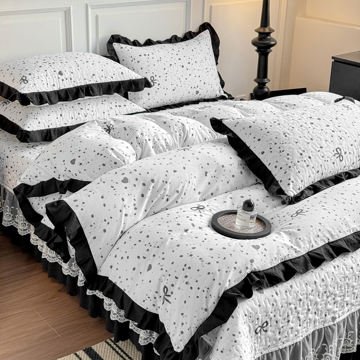 91家纺网 家纺一手货源 找家纺 绣女坊 2025新款时尚印花水洗棉被套款床盖四件套-赫本风 赫本风-蝴蝶结