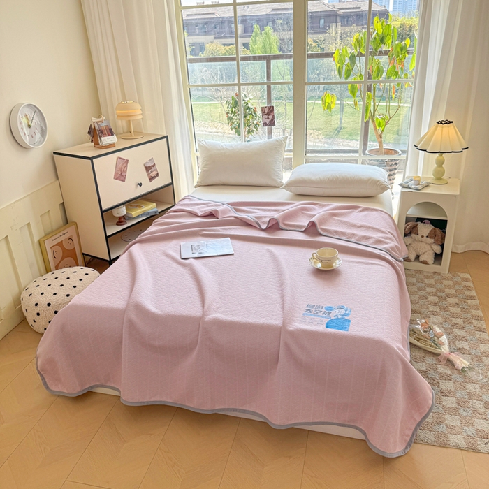 91家纺网 家纺一手货源 找家纺 阿牛席业 2025春夏新款双面云母夏被夏凉被空调被 太空-戴妃粉