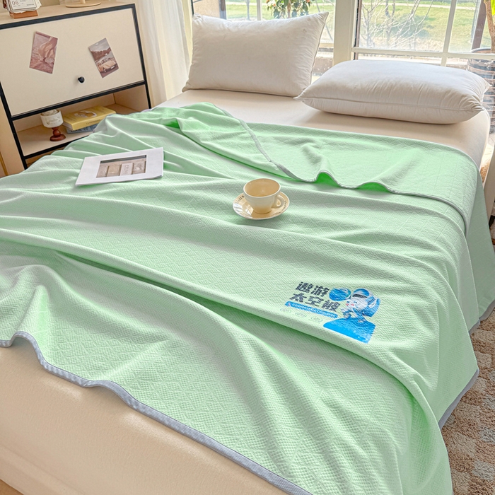 91家纺网 家纺一手货源 找家纺 阿牛席业 2025春夏新款双面云母夏被夏凉被空调被 太空-琉璃绿