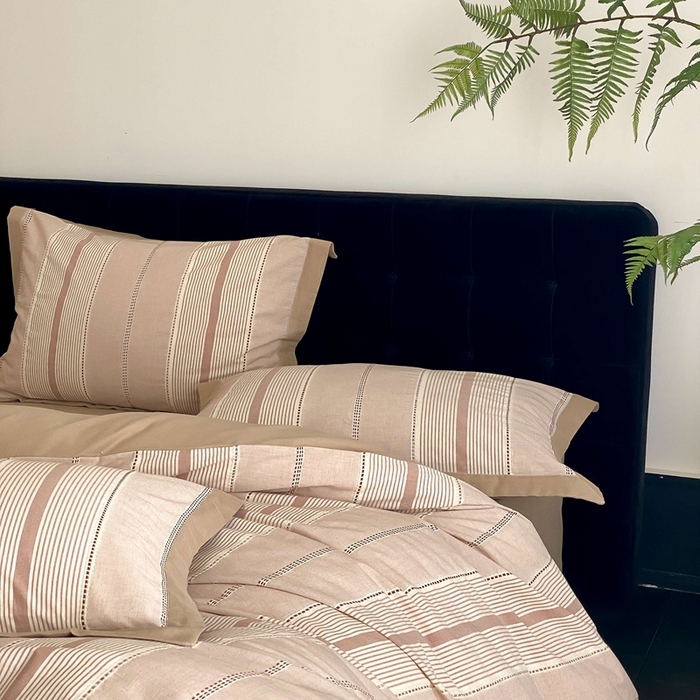 91家纺网 家纺一手货源 找家纺 旷野2025新款全棉纯棉色织空气层提花泡泡纱四件套 悉尼海岸-棕