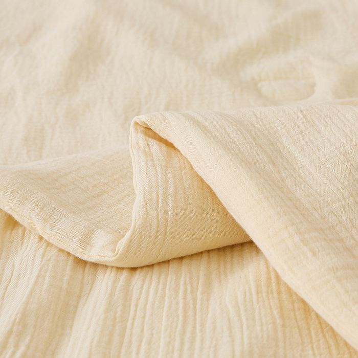 91家纺网 家纺一手货源 找家纺 2025新款A类全棉双层皱皱纱立体烫画纯色款大豆夏凉被空调被 皱皱-米黄