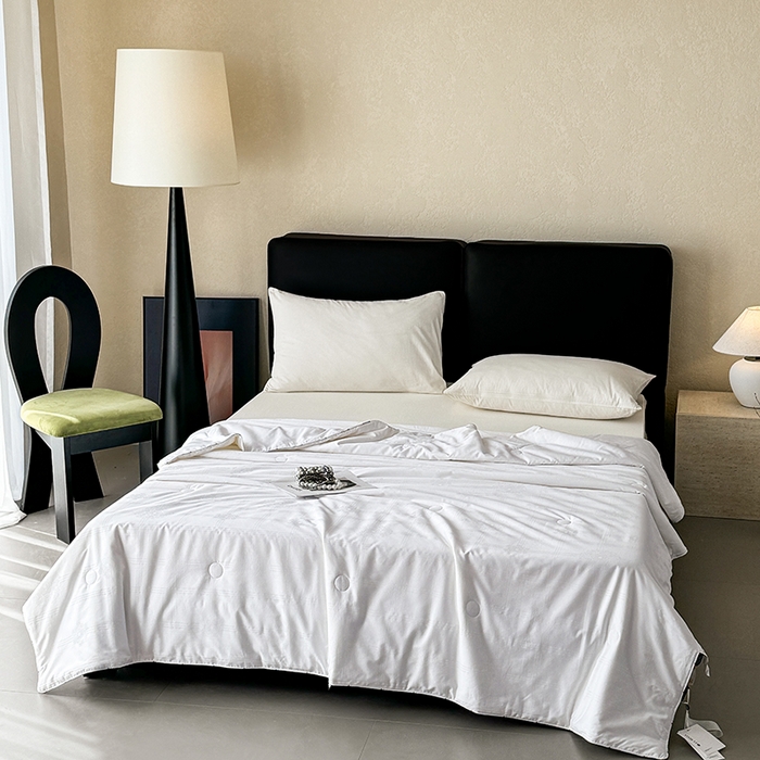 91家纺网 家纺一手货源 找家纺 （总）茧羽世家 2025新款全棉软糯亲肤提花蚕丝夏被