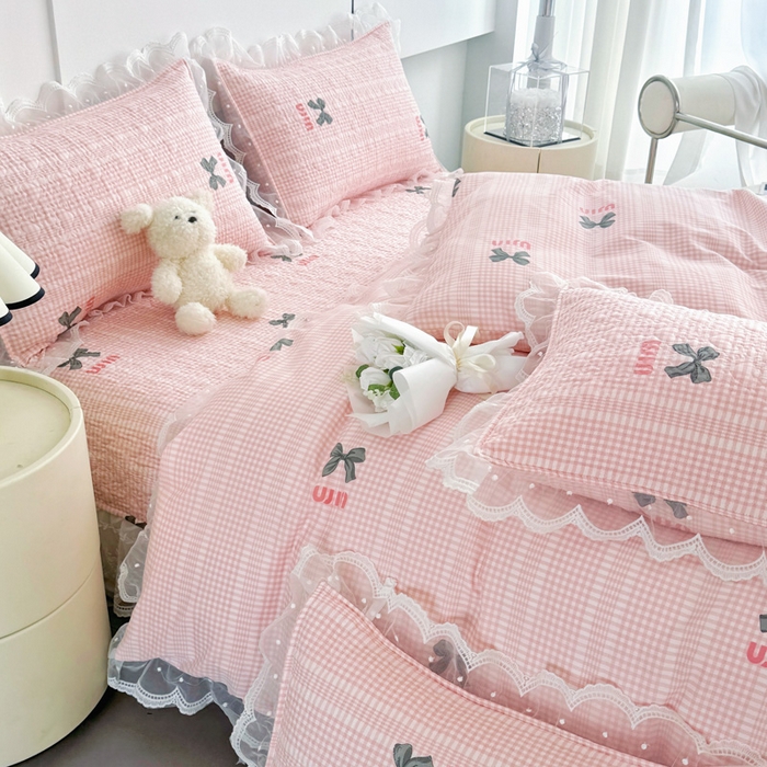 91家纺网 家纺一手货源 找家纺 添越 2024新款雪纺蕾丝款纯棉床盖四件套粉色蝴蝶结