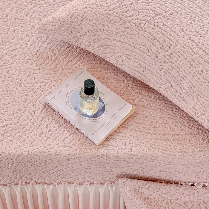 91家纺网 家纺一手货源 找家纺 棉生活家纺 2025新款高端款冰离子超软按摩凉席 豹纹-粉-床裙款