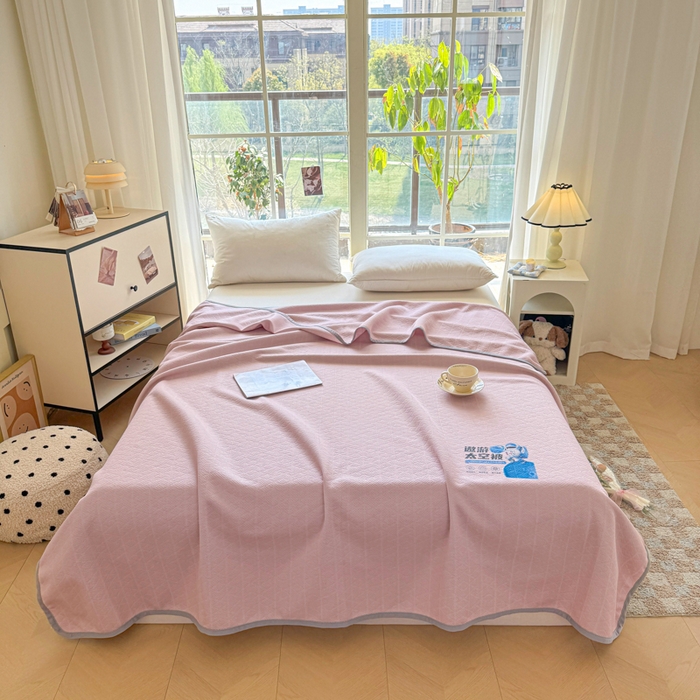 91家纺网 家纺一手货源 找家纺 阿牛席业 2025春夏新款双面云母夏被夏凉被空调被 太空-戴妃粉