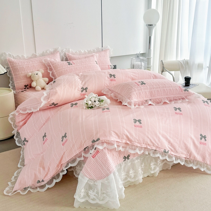 91家纺网 家纺一手货源 找家纺 添越 2024新款雪纺蕾丝款纯棉床盖四件套粉色蝴蝶结