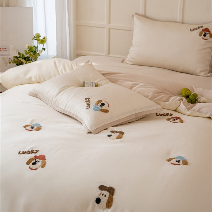 91家纺网 家纺一手货源 找家纺 FORTWO家纺原创设计（FOR TWO家纺） 2025新款60支兰精天丝毛巾绣四件套-断角款 狗先生