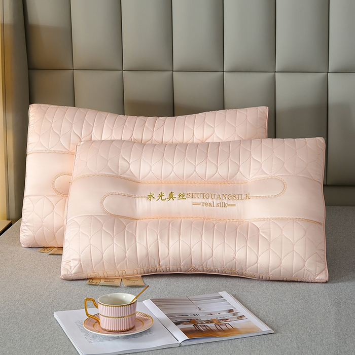 91家纺网 家纺一手货源 找家纺 爱来依2025新款莫代尔水光真丝乳胶枕芯48*74cm 莫代尔水光真丝-粉色