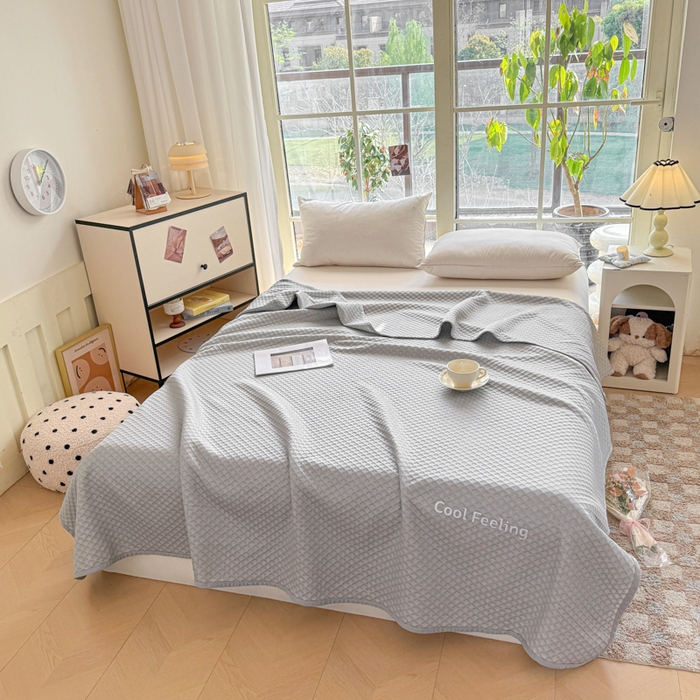 91家纺网 家纺一手货源 找家纺 阿牛席业 2025春夏新款双面云母夏被夏凉被空调被 沐夏-雪山灰