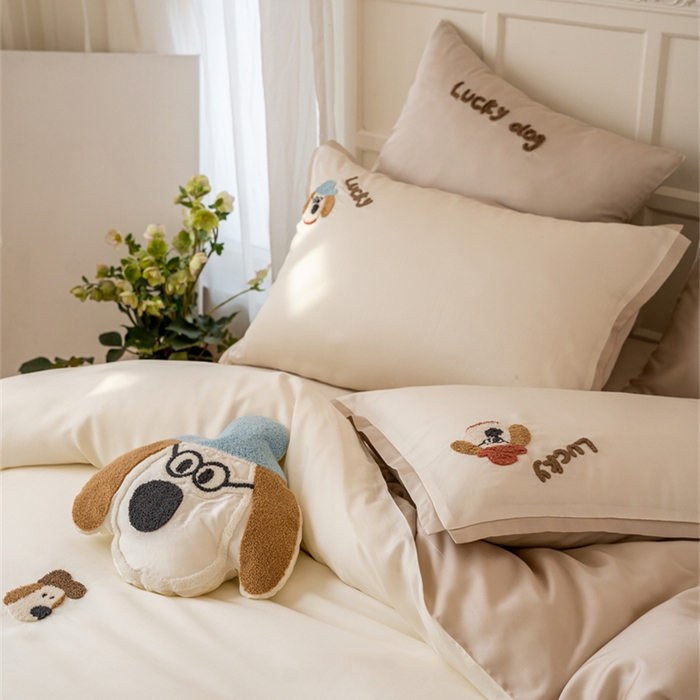 91家纺网 家纺一手货源 找家纺 FORTWO家纺原创设计（FOR TWO家纺） 2025新款60支兰精天丝毛巾绣四件套-断角款 狗先生