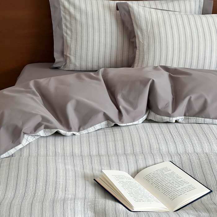 91家纺网 家纺一手货源 找家纺 旷野2025新款全棉纯棉A类婴幼儿级双层纱皱皱纱四件套 理想三旬-灰