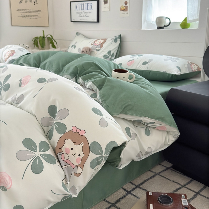 91家纺网 家纺一手货源 找家纺 可可家纺 2025新款印花卡通芦荟棉四件套亲肤床单被套三件套 花园女孩