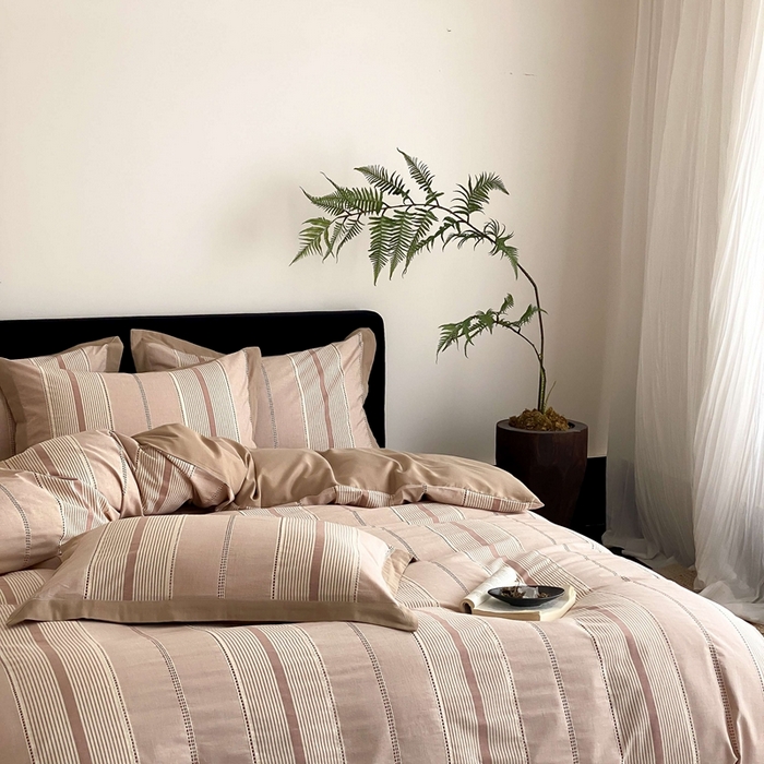 91家纺网 家纺一手货源 找家纺 旷野2025新款全棉纯棉色织空气层提花泡泡纱四件套 悉尼海岸-棕