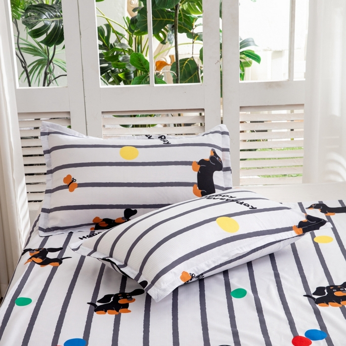 91家纺网 家纺一手货源 找家纺 乐居坊2025新款亲肤舒适印花芦荟棉夏凉被四件套 呆萌狗