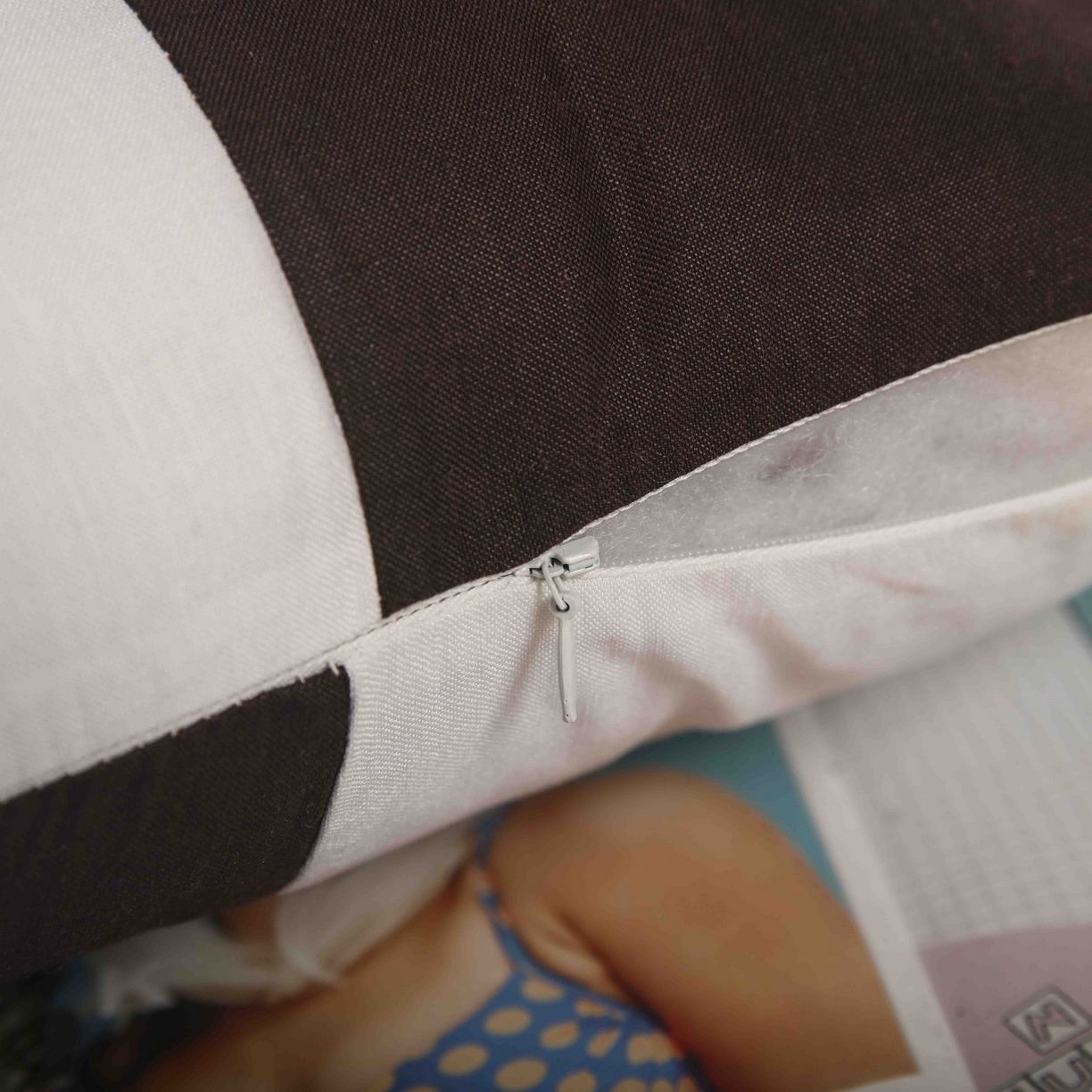 91家纺网 家纺一手货源 找家纺 （总）煌朝家纺 2025新款刺绣抱枕赠品抱枕直播赠品小礼品小抱枕跑量小赠品