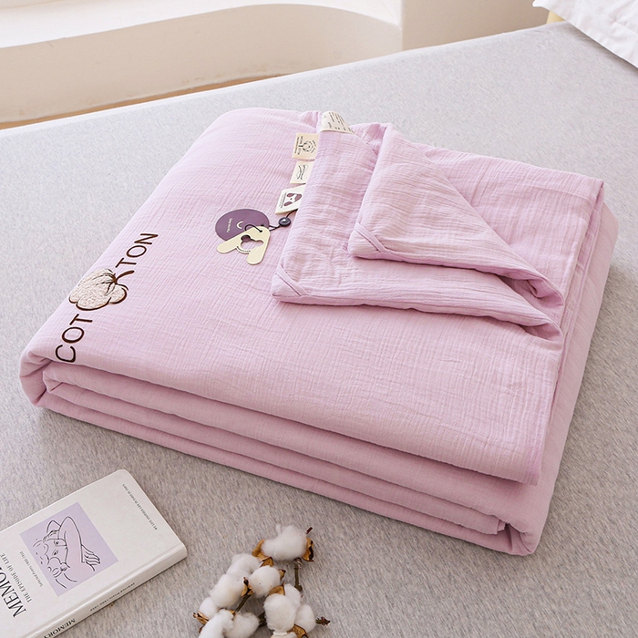 91家纺网 家纺一手货源 找家纺 2025新款A类全棉双层皱皱纱立体烫画纯色款大豆夏凉被空调被 绉绉-浅紫