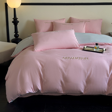 91家纺网 家纺一手货源 找家纺 （总）千希家纺 2025新款轻奢简约亲肤棉绣花刺绣四件套-赛尔系列