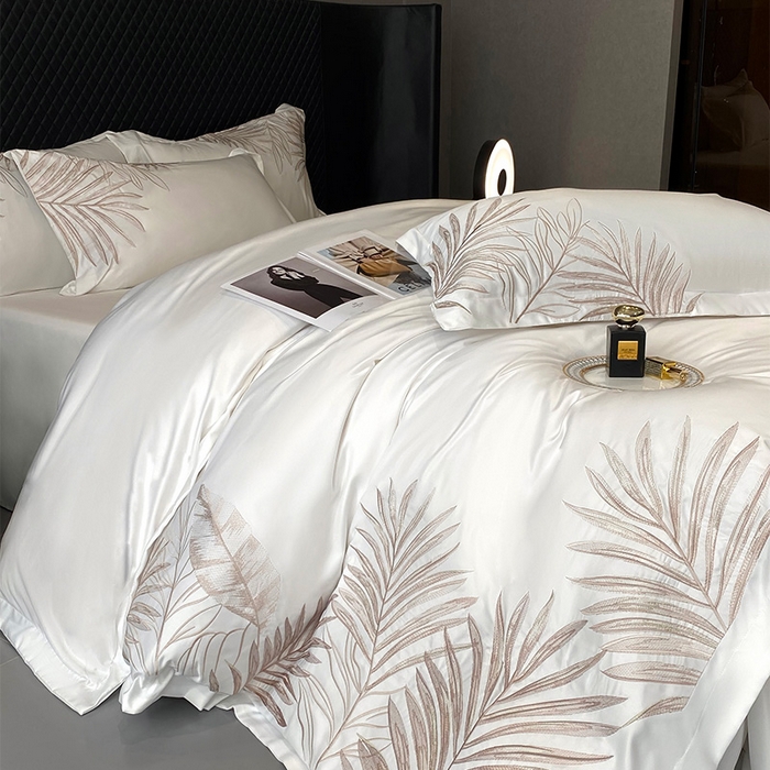 91家纺网 家纺一手货源 找家纺 优悦 2025新款冰丝简奢绣花四件套 流光岁月-白