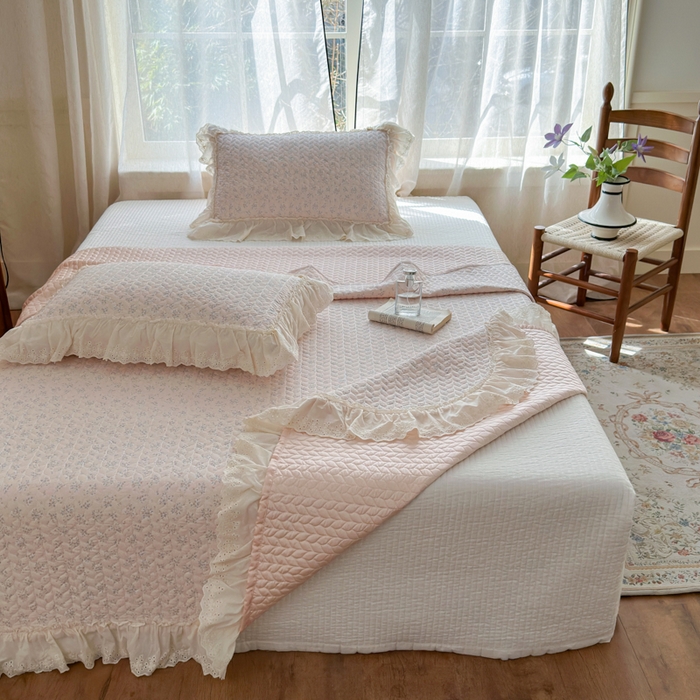 91家纺网 家纺一手货源 找家纺 淑女公社家纺  2025春夏新款法式纯棉双层纱夏被床盖四件套 粉黛