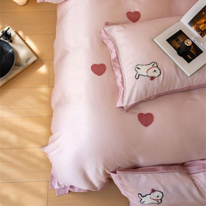 91家纺网 家纺一手货源 找家纺 （总）FORTWO家纺原创设计（FOR TWO家纺） 2025新款60支兰精天丝毛巾绣四件套-断角款