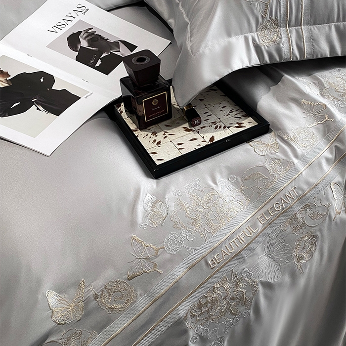 91家纺网 家纺一手货源 找家纺 优悦 2025新款冰丝简奢绣花四件套 巴黎旧梦-灰