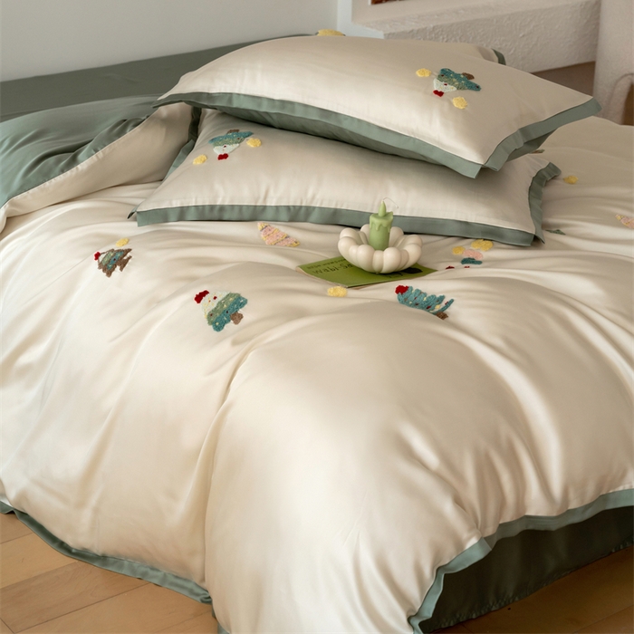 91家纺网 家纺一手货源 找家纺 FORTWO家纺原创设计（FOR TWO家纺） 2025新款60支兰精天丝毛巾绣四件套-断角款 圣诞树