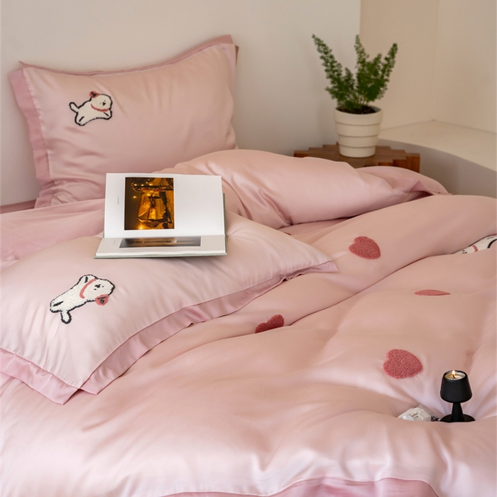 91家纺网 家纺一手货源 找家纺 （总）FORTWO家纺原创设计（FOR TWO家纺） 2025新款60支兰精天丝毛巾绣四件套-断角款