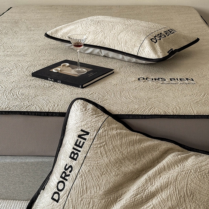 91家纺网 家纺一手货源 找家纺 （总）圆岛家纺 2025新款3D高分子凉感浮雕提花软凉席床笠款三件套