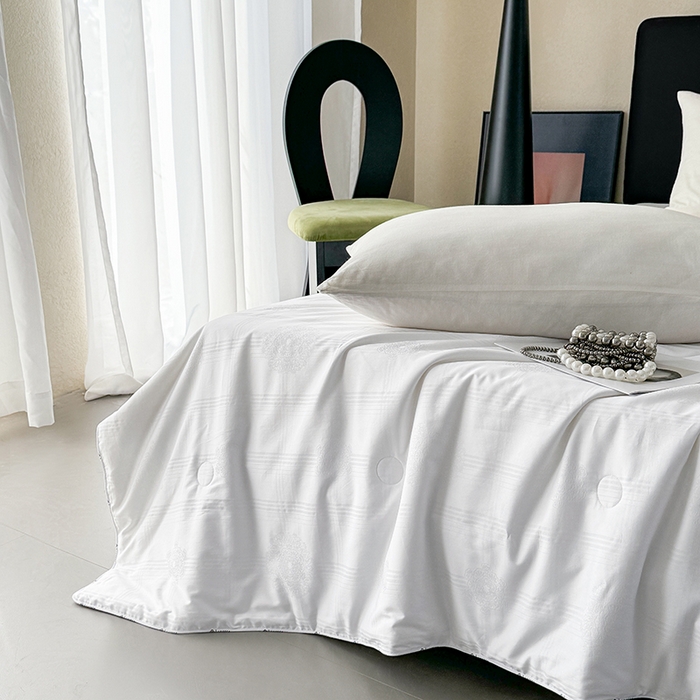 91家纺网 家纺一手货源 找家纺 （总）茧羽世家 2025新款全棉软糯亲肤提花蚕丝夏被