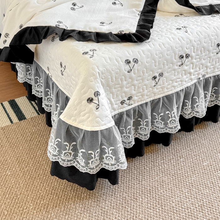 91家纺网 家纺一手货源 找家纺 绣女坊 2025新款时尚印花水洗棉被套款床盖四件套-赫本风 赫本风-樱桃