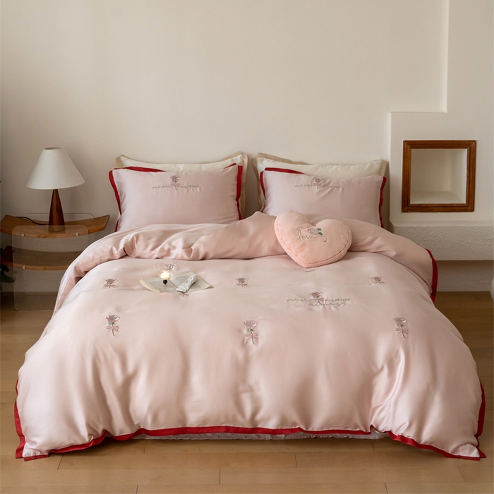 91家纺网 家纺一手货源 找家纺 FORTWO家纺原创设计（FOR TWO家纺） 2025新款60支兰精天丝毛巾绣四件套-断角款 木槿