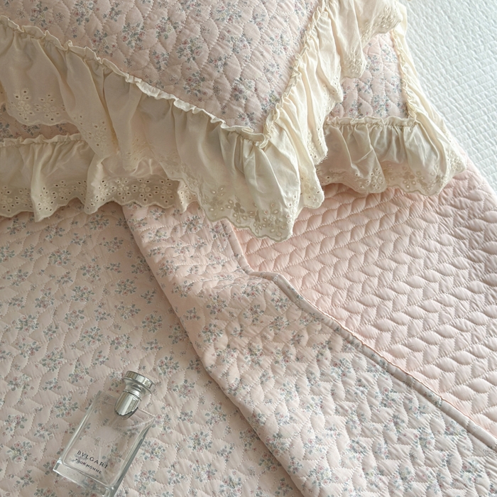 91家纺网 家纺一手货源 找家纺 淑女公社家纺  2025春夏新款法式纯棉双层纱夏被床盖四件套 粉黛