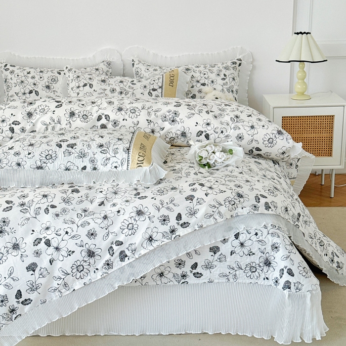 91家纺网 家纺一手货源 找家纺 添越 2024小清新韩版蕾丝花边纯棉夹棉床盖三件套全棉洛莉