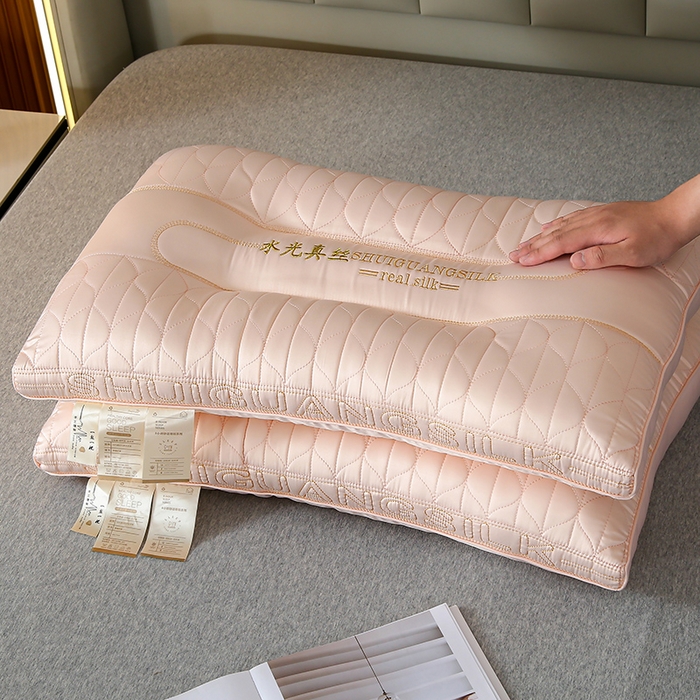 91家纺网 家纺一手货源 找家纺 爱来依2025新款莫代尔水光真丝乳胶枕芯48*74cm 莫代尔水光真丝-粉色