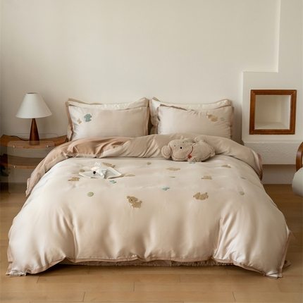 91家纺网 家纺一手货源 找家纺 FORTWO家纺原创设计（FOR TWO家纺） 2025新款60支兰精天丝毛巾绣四件套-断角款 小萌新