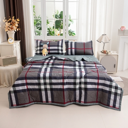 91家纺网 家纺一手货源 找家纺 乐居坊2025新款亲肤舒适印花芦荟棉夏凉被四件套 加州旅馆