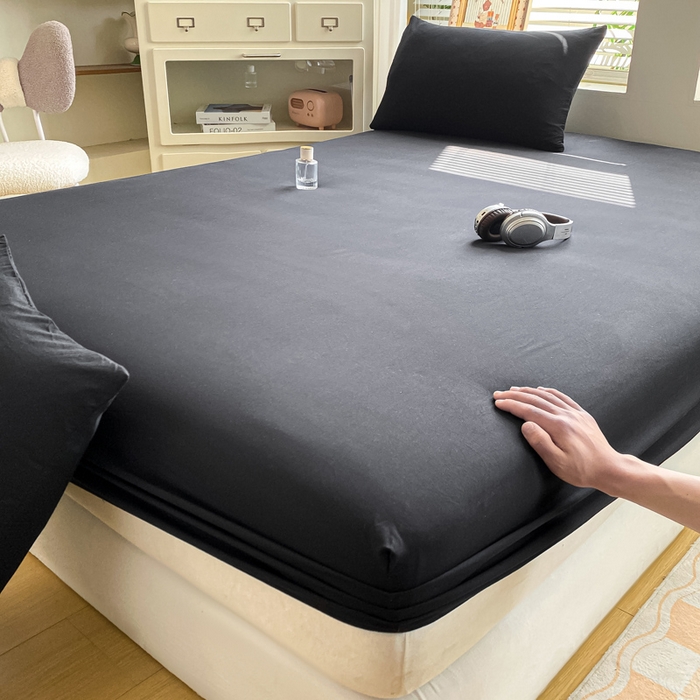 91家纺网 家纺一手货源 找家纺 芷凡家纺 2025新款水洗皱皱云感棉纯色床笠 酷黑